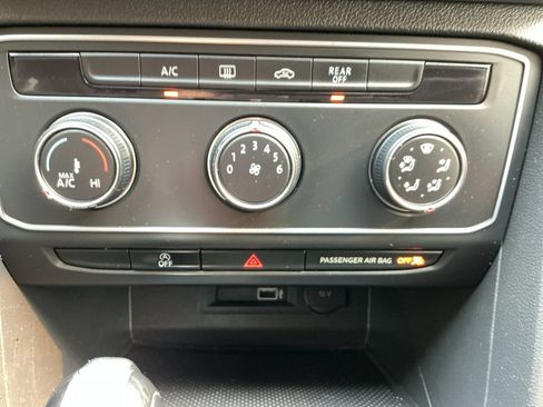 Used 2018 Volkswagen Atlas S FWD image 16