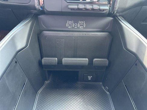 Certified 2025 RAM 1500 Big Horn image 22