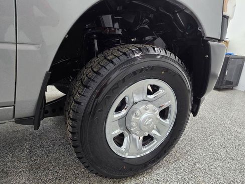 Used 2022 RAM 2500 Tradesman AWD/4WD image 32