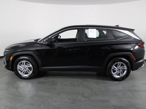 Certified 2026 Hyundai Tucson SE image 12