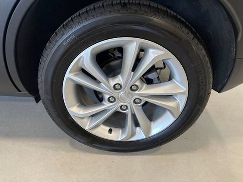 Used 2023 Buick Encore GX Preferred w/ Cold Weather Comfort Package AWD/4WD image 33
