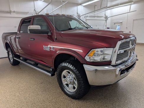 Used 2016 RAM 2500 ST w/ SXT Appearance Group AWD/4WD image 5