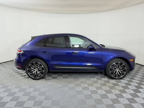 Used 2026 Porsche Macan AWD/4WD image 9