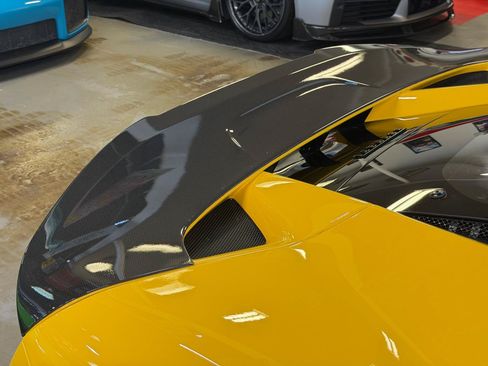Used 2020 Ferrari F8 Tributo RWD image 19