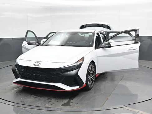 Used 2022 Hyundai Elantra N FWD image 49