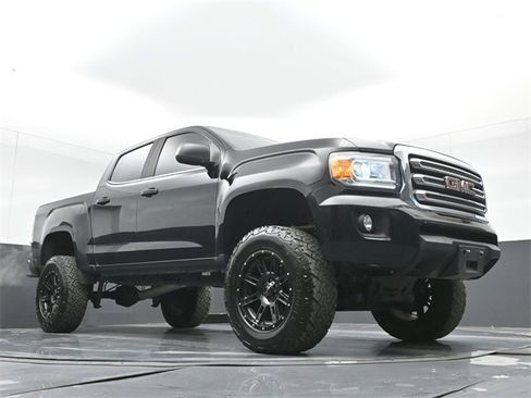 Used 2018 GMC Canyon SLE w/ SLE Convenience Package image 40