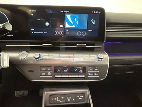 Certified 2025 Hyundai Kona Limited AWD/4WD image 25