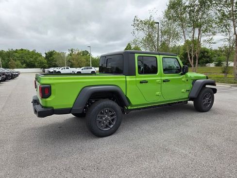 New 2026 Jeep Gladiator Sport image 12