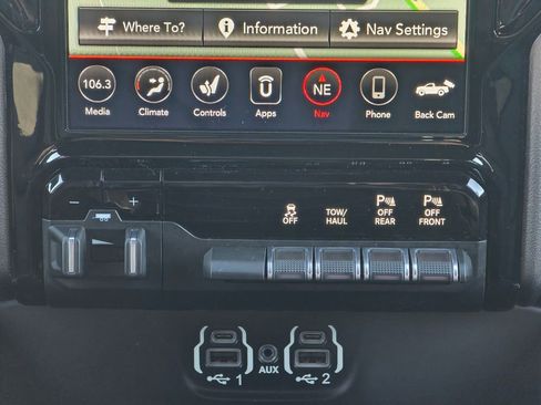 Used 2020 RAM 1500 Laramie w/ Sport Appearance Package image 13