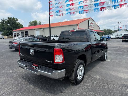 Used 2021 RAM 1500 Big Horn AWD/4WD image 4