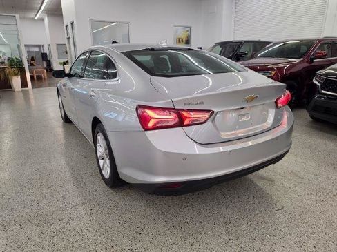 Used 2021 Chevrolet Malibu LT FWD image 6