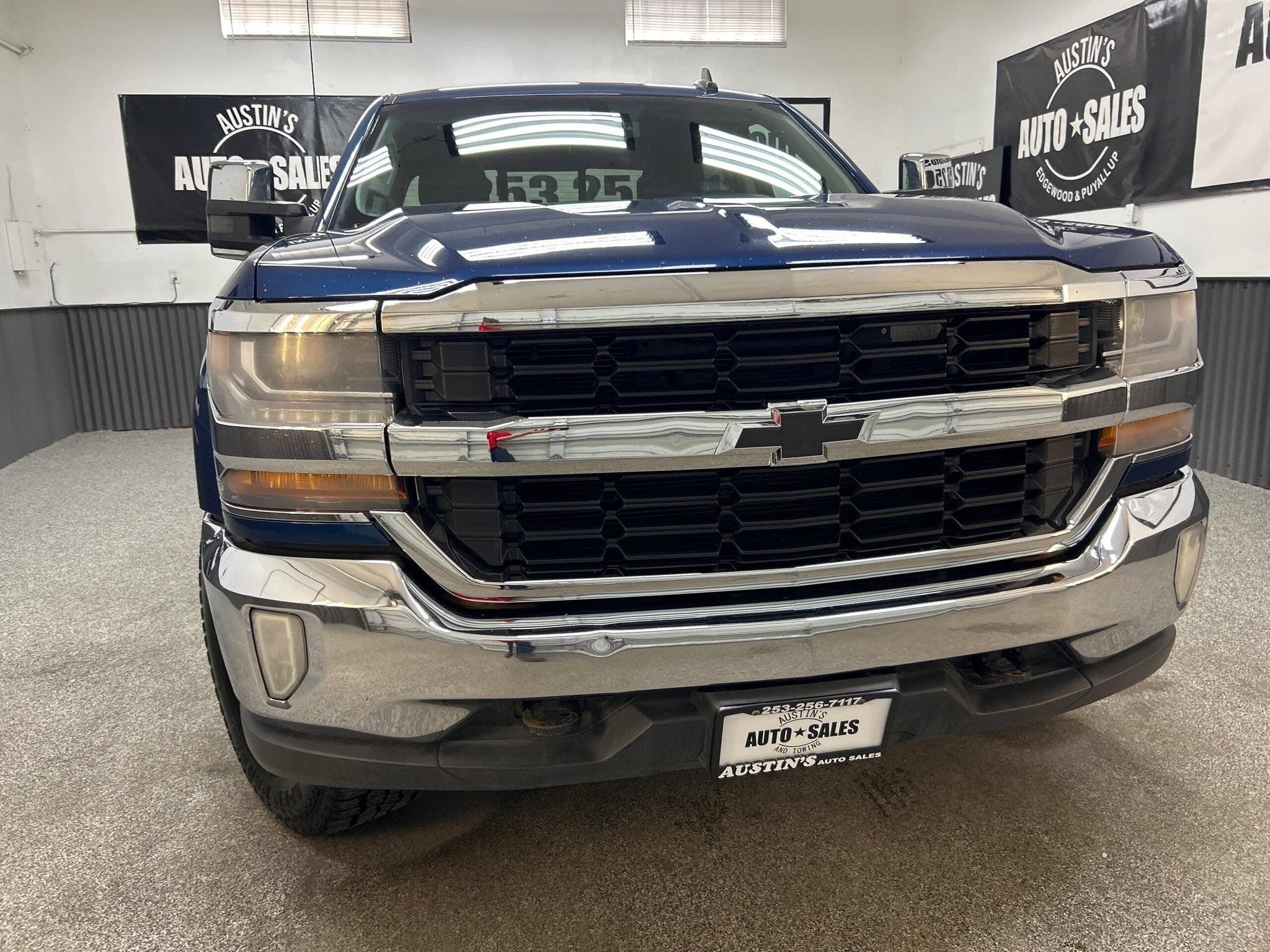 Used 2016 Chevrolet Silverado 1500 LT w/ All Star Edition AWD/4WD image 2