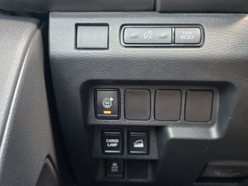 Used 2025 Nissan Frontier S AWD/4WD image 24