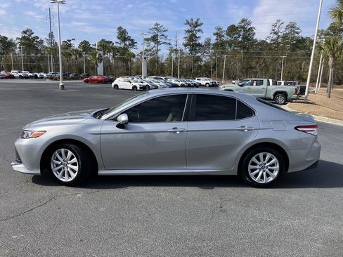 Certified 2020 Toyota Camry LE image 2