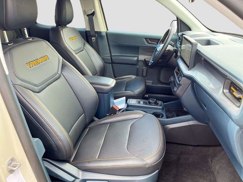 Used 2025 Ford Maverick Tremor image 28