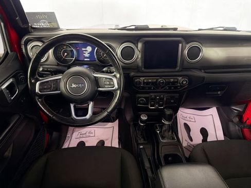 Used 2021 Jeep Wrangler Unlimited Sahara w/ Uconnect 4C Nav & Sound Group AWD/4WD image 22