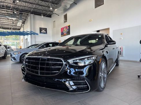 New 2025 Mercedes-Benz S 580 4MATIC Sedan image 3