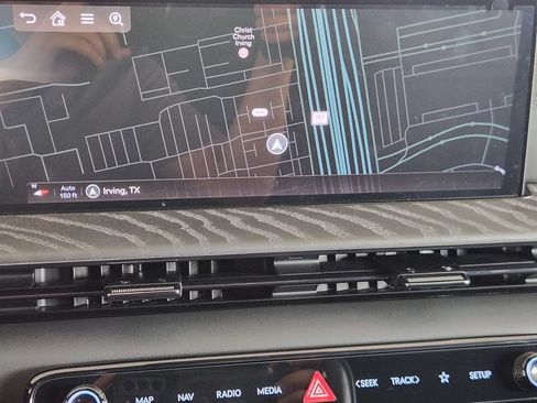 New 2026 Genesis GV70 2.5T Select AWD/4WD image 13