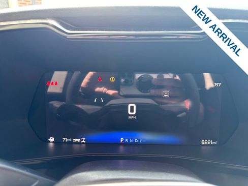Used 2024 Chevrolet Colorado Z71 w/ Z71 Convenience Package 2 AWD/4WD image 22