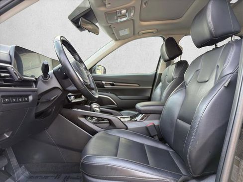 Used 2025 Kia Telluride S AWD/4WD image 11