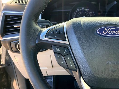 Used 2018 Ford Edge Titanium w/ Equipment Group 301A image 18