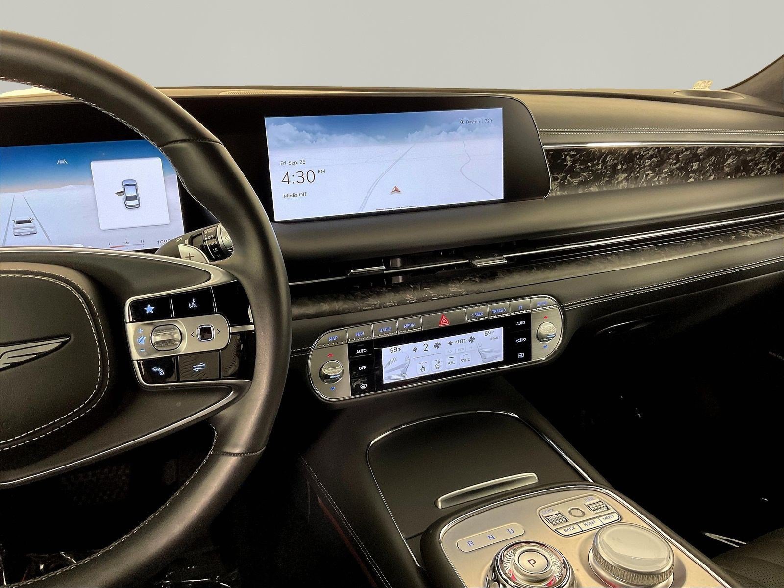 Used 2023 Genesis G90 3.5T AWD/4WD image 9