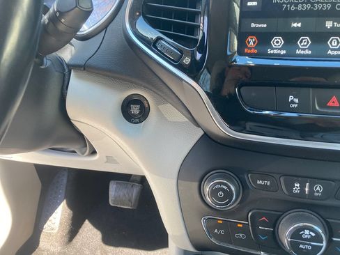 Used 2020 Jeep Cherokee Limited AWD/4WD image 21