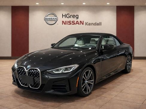Used 2022 BMW 430i xDrive Convertible w/ Convenience Package image 4