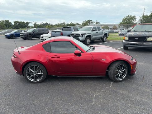 Used 2020 MAZDA MX-5 Miata RF Grand Touring RWD image 8