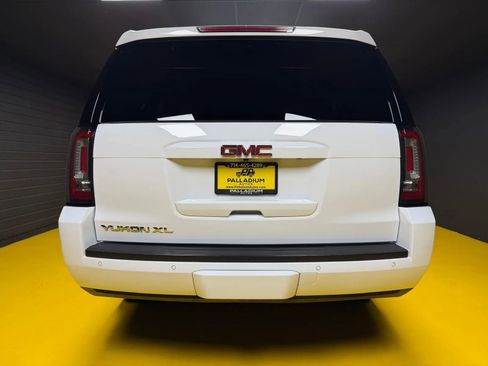 Used 2019 GMC Yukon XL SLE w/ HD Trailering Package AWD/4WD image 5