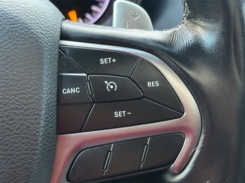 Used 2020 Jeep Grand Cherokee Limited X image 26