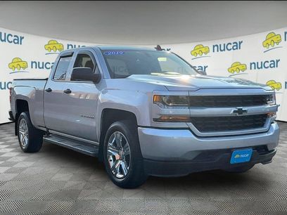 Used 2019 Chevrolet Silverado 1500 Custom w/ Custom Convenience Package