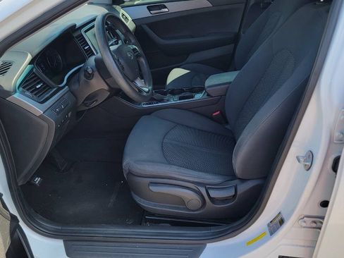 Used 2018 Hyundai Sonata SE FWD image 23