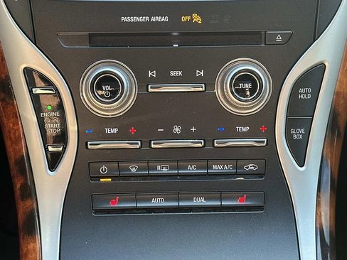 Used 2017 Lincoln MKX Select w/ Select Plus Package image 32