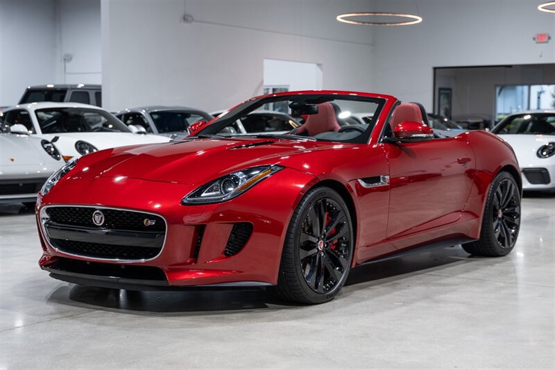 Used 2015 Jaguar F-TYPE S RWD image 70