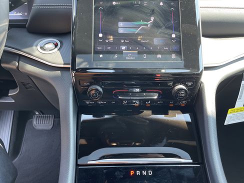 New 2025 Jeep Grand Cherokee Laredo X image 25