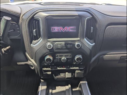 Used 2019 GMC Sierra 1500 AT4 w/ AT4 Preferred Package AWD/4WD image 32