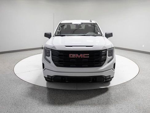 Used 2024 GMC Sierra 1500 Elevation image 25