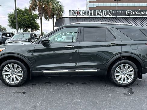 Used 2022 Ford Explorer Limited w/ Hybrid Equipment Group 310A AWD/4WD image 5