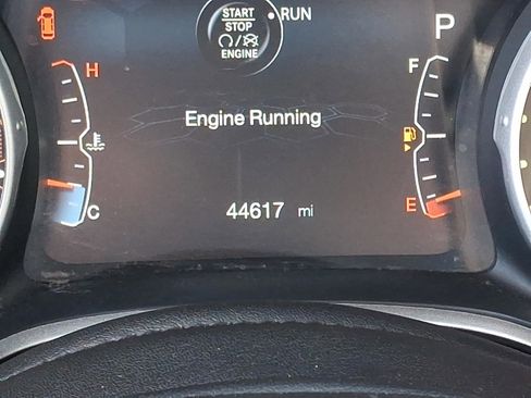 Certified 2021 Jeep Compass Limited w/ Elite Exterior Group image 17