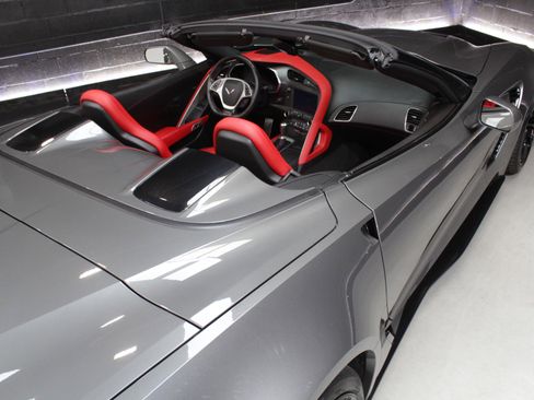 Used 2015 Chevrolet Corvette Z06 w/ Z07 Performance Package RWD image 45