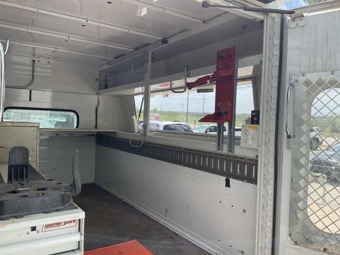 Used 2015 Chevrolet Silverado 3500 W/T w/ WT Fleet Convenience Package image 16