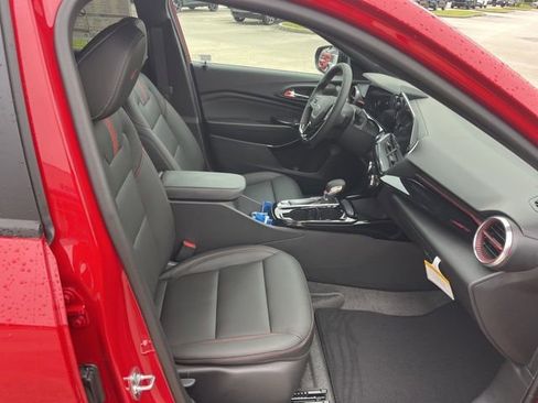 New 2026 Chevrolet Trax RS w/ Driver Confidence Package FWD image 30