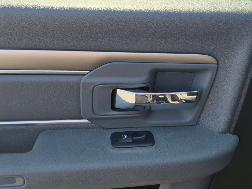 Used 2019 RAM 1500 Big Horn AWD/4WD image 25