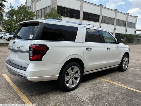 Used 2023 Ford Expedition Max Platinum RWD image 6