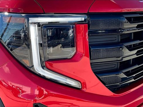 Certified 2025 GMC Sierra 1500 Elevation image 53