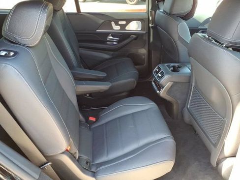 New 2026 Mercedes-Benz GLS 580 4MATIC image 20