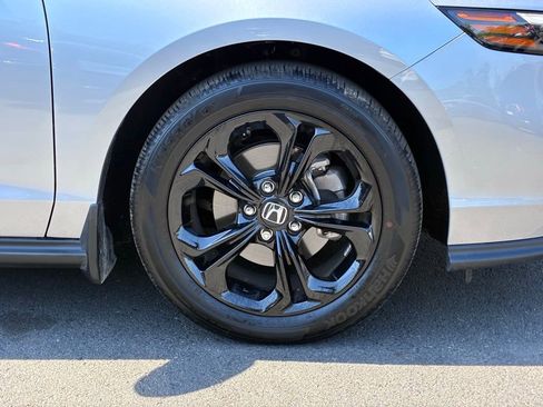 Used 2025 Honda Accord SE image 48
