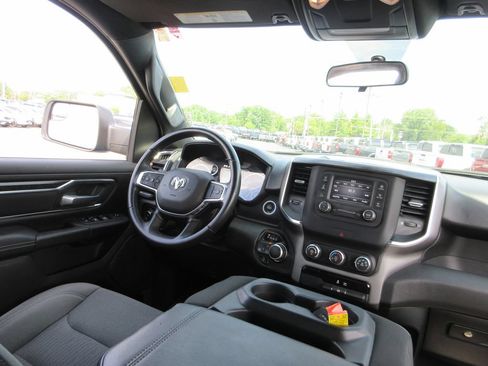 Used 2024 RAM 1500 Big Horn AWD/4WD image 21