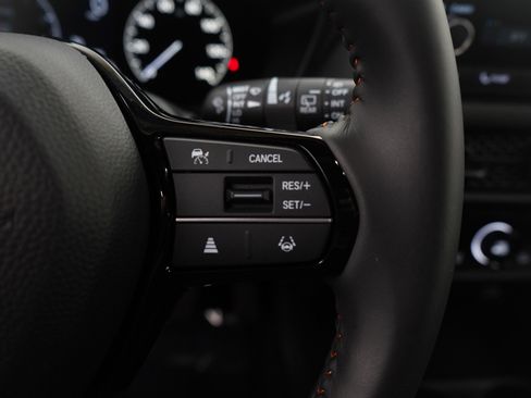 Used 2024 Honda HR-V Sport image 18